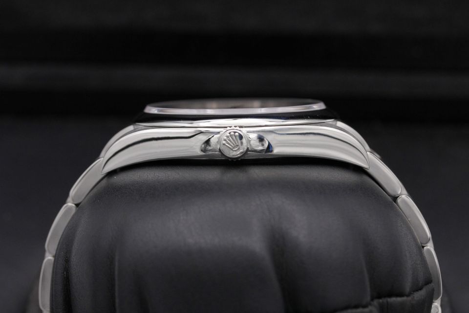 Rolex Oyster Perpetual 114300 Image 3